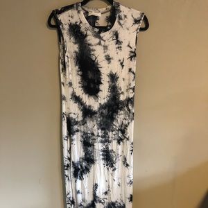 Black/white tie dye maxi dress, sleeveless- UO